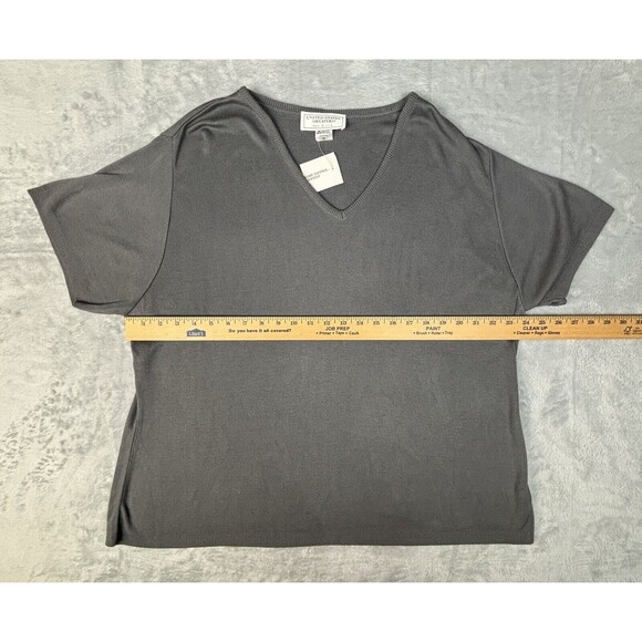 4 For $20 United States Sweaters Size 2X Gray Short Sleeve V-Neck Sweater - Picture 3 of 7